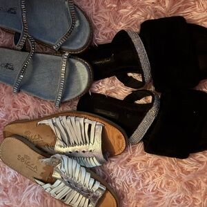 Stylish Women's Sandals - Silver and Black